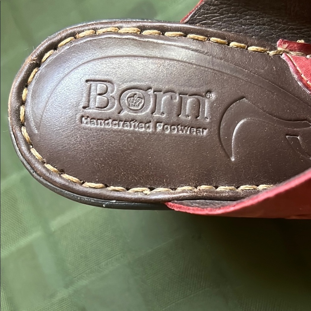 Women's Born Red Leather Sandals - Picture 3 of 9